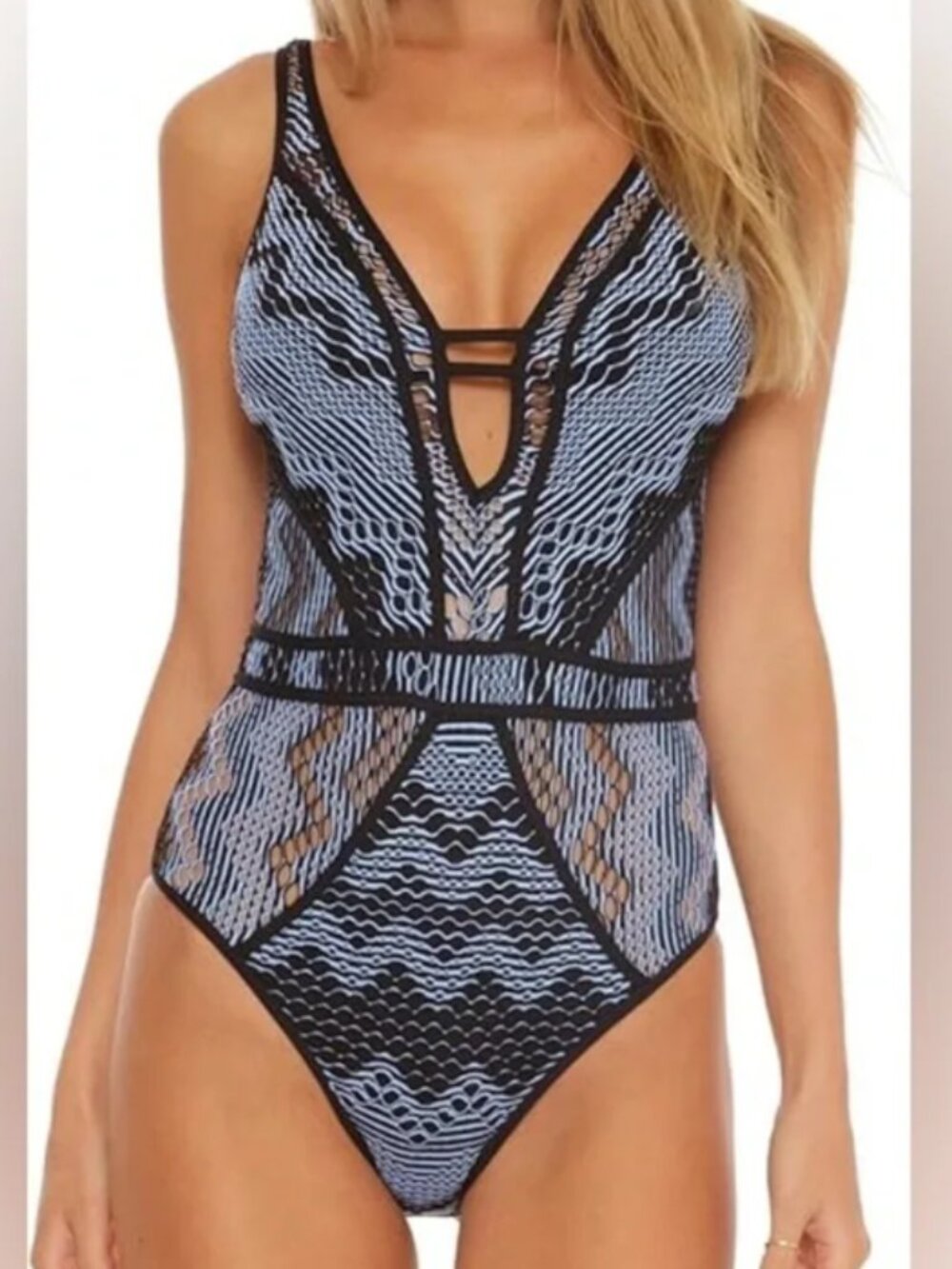 Becca Swim Black & White Reveal Plunge One Piece Cutout Macrame Swimsuit M